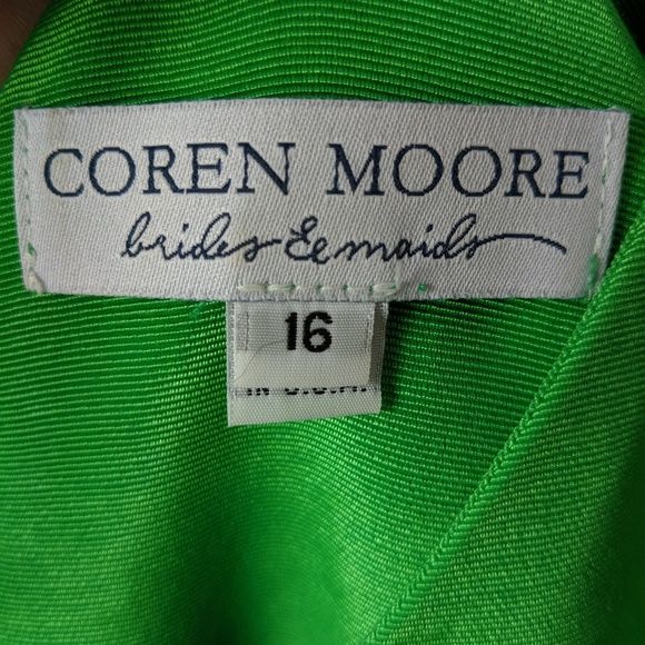 Coren Moore Dress - Picture 3 of 4